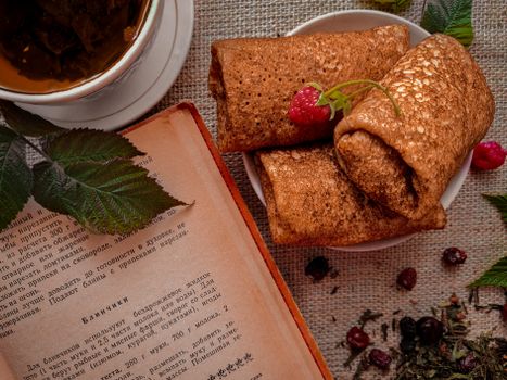 Recept kniepertjes Groningen: zo bak je ze dun, krokant en echt traditioneel